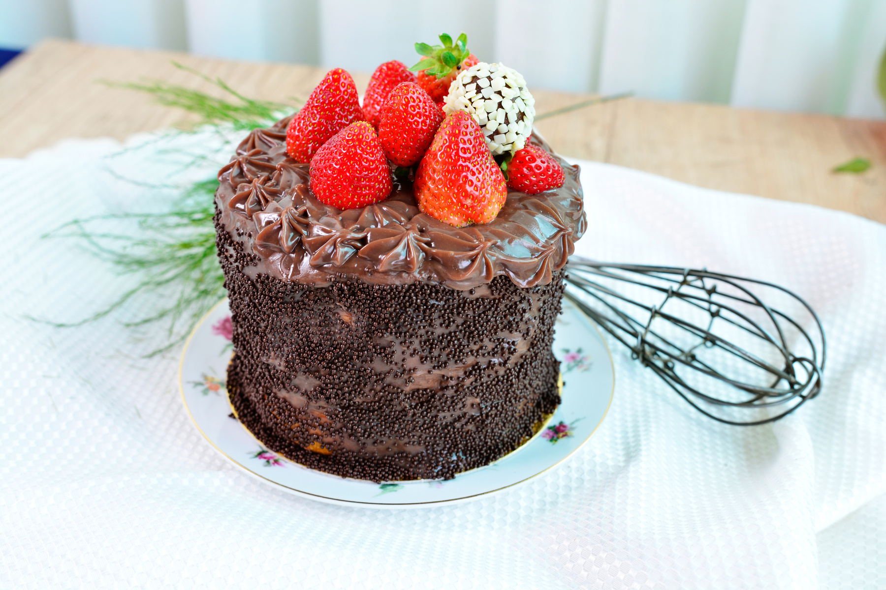 Strawberry and Chocolate Panettone Cake